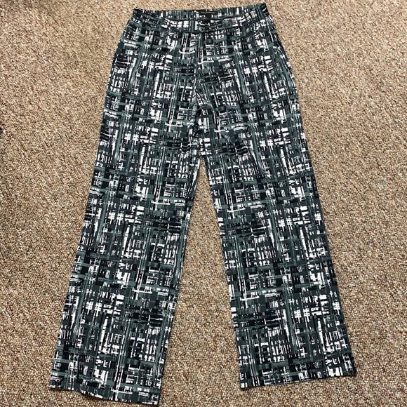 Courtenay Gray/ Black block patch high waste/ wide legs pants - Size medium Tall - Picture 2 of 11